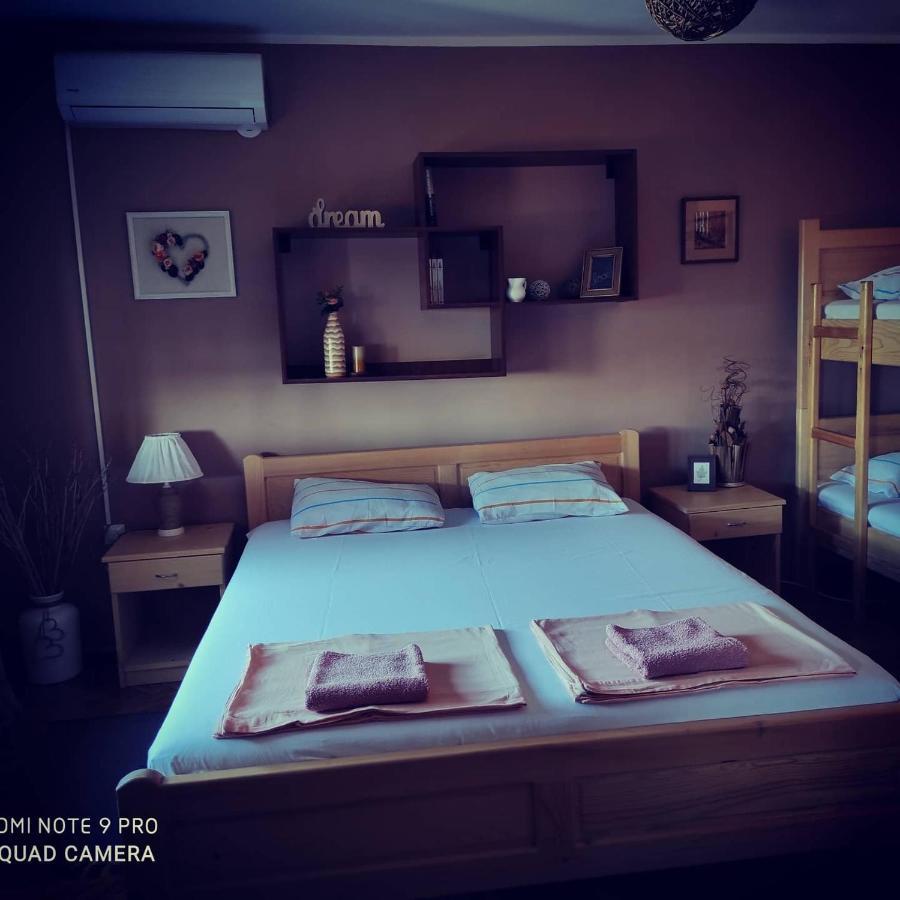 Hostelche Guest House Smederevo Exterior foto