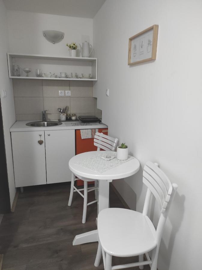 Hostelche Guest House Smederevo Exterior foto